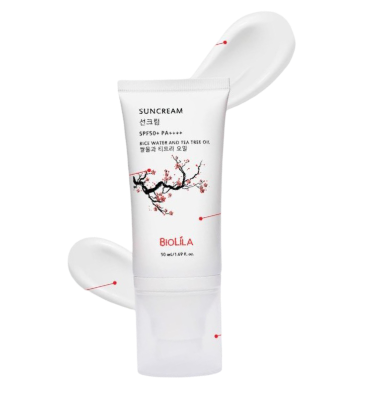 Crème solaire BIOLILA SPF50+ à l’eau de riz, huile d’arbre à thé et vitamine E, protectrice, hydratante et apaisante pour tous types de peau.